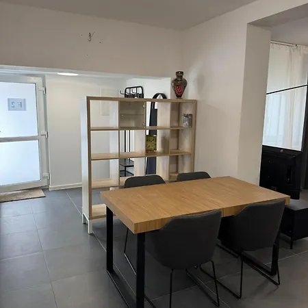 F 2 - 2 * Offenbach am Main