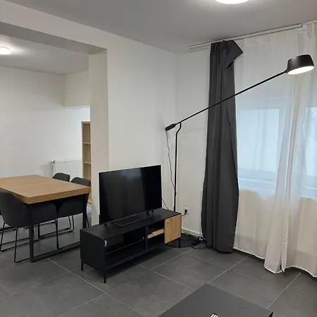Apartment F 2 - 2