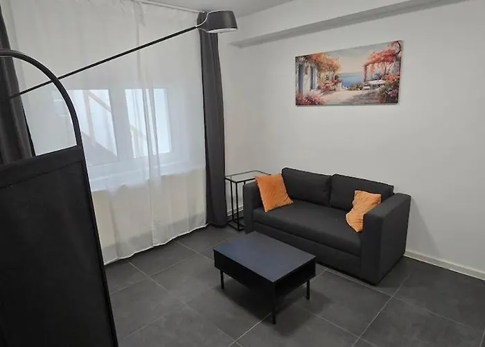 F 2 - 2 Apartamento *